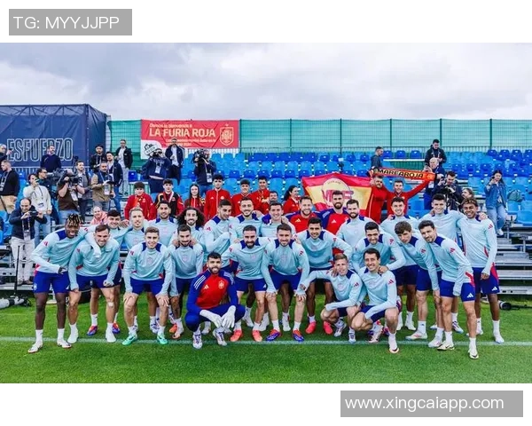 塞翁失马拜仁失去萨内科曼未能引进维尔茨却意外收获迪亚斯与卡尔的成长机会