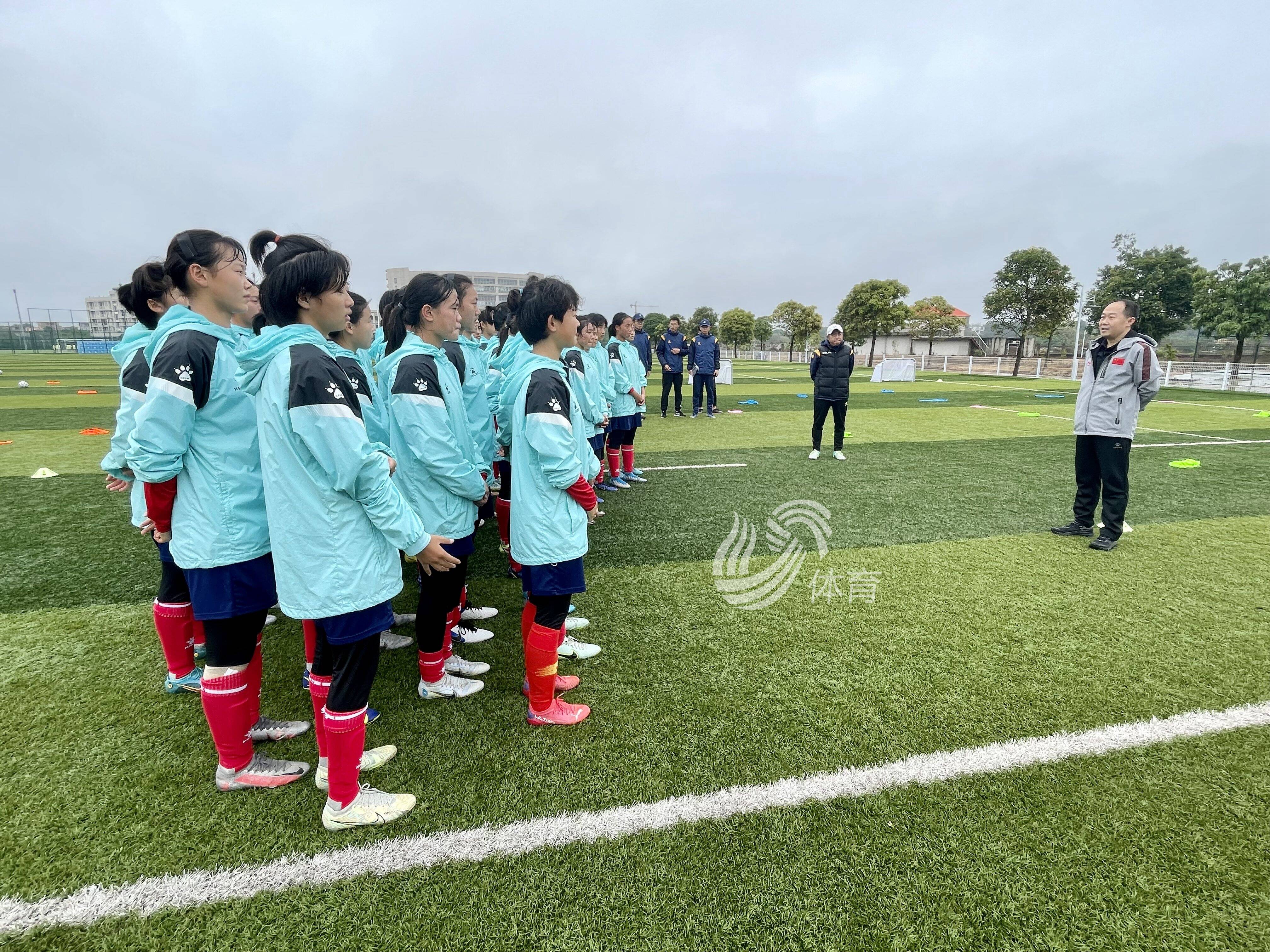 重庆女足将面对山东女足，备战进行中